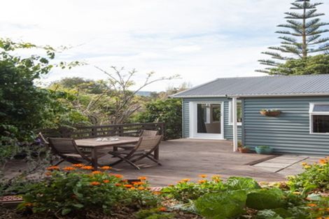 Photo of property in 2 Purau Avenue, Diamond Harbour, 8972