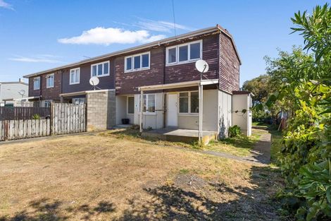 Photo of property in 4 Matipo Street, Castlecliff, Wanganui, 4501