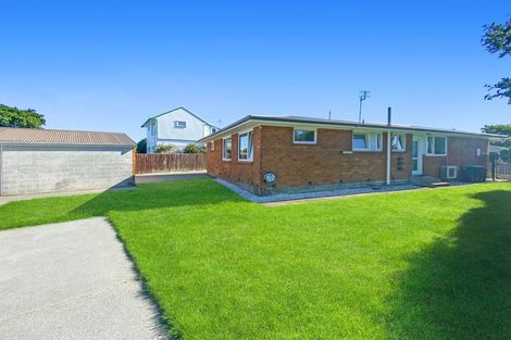 Photo of property in 8 Pelorus Place, Harewood, Christchurch, 8051