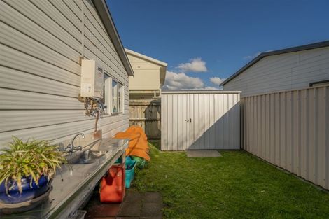 Photo of property in 12 Whitby Avenue, Whitianga, 3510