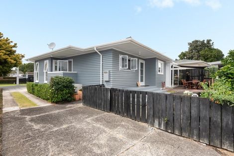 Photo of property in 74 Queen Road, Bellevue, Tauranga, 3110