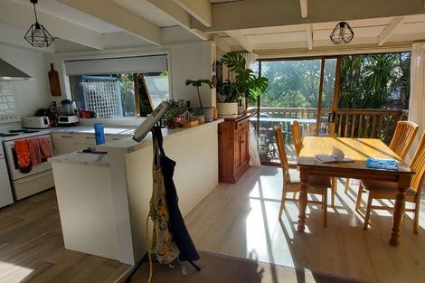 Photo of property in 2/11 Long Bay Drive, Torbay, Auckland, 0630