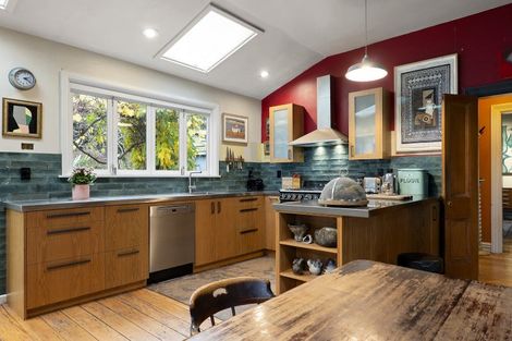 Photo of property in 2 Brittan Terrace, Lyttelton, 8082