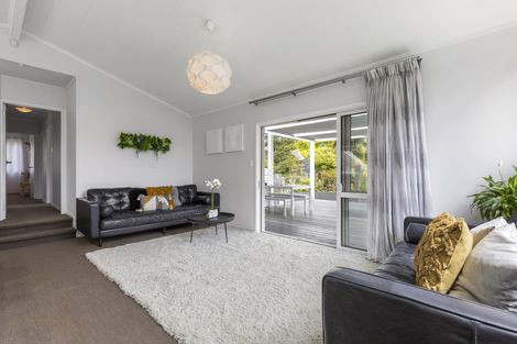 Photo of property in 22 Ashcroft Avenue, Mangere Bridge, Auckland, 2022