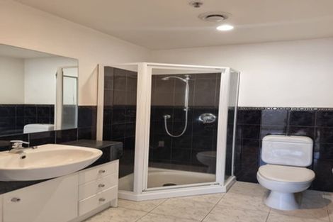 Photo of property in 3f/175 Hurstmere Road, Takapuna, Auckland, 0622