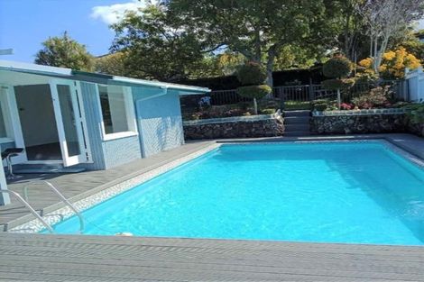 Photo of property in 20 Woodcote Drive, Glenfield, Auckland, 0629