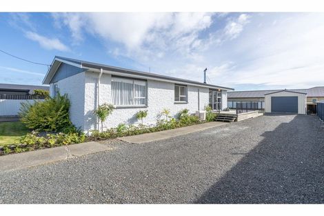 Photo of property in 74 Dipton Street, Kingswell, Invercargill, 9812