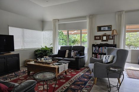 Photo of property in 4/24 Eversleigh Road, Belmont, Auckland, 0622