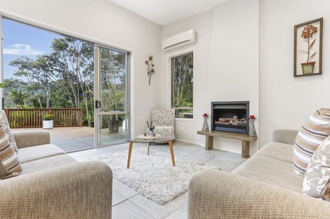 Photo of property in 20 Bendalls Lane, Oratia, Auckland, 0604