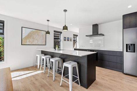 Photo of property in 30 Longview Drive, Lake Hawea, 9382