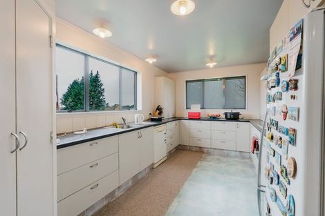 Photo of property in 800 Tuhikaramea Road, Ngahinapouri, Hamilton, 3290