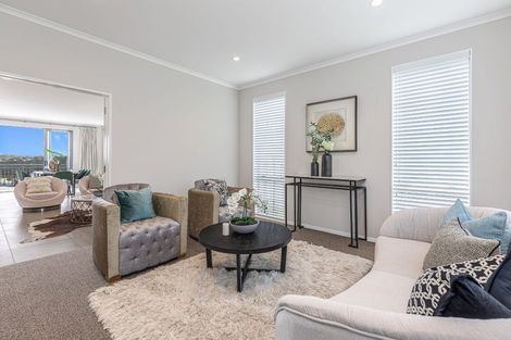 Photo of property in 44 Mackay Drive, Greenhithe, Auckland, 0632