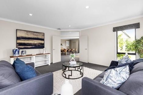 Photo of property in 19 Haast Place, Poraiti, Napier, 4112