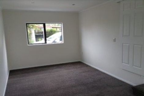 Photo of property in 1/38 Curacao Place, Half Moon Bay, Auckland, 2012