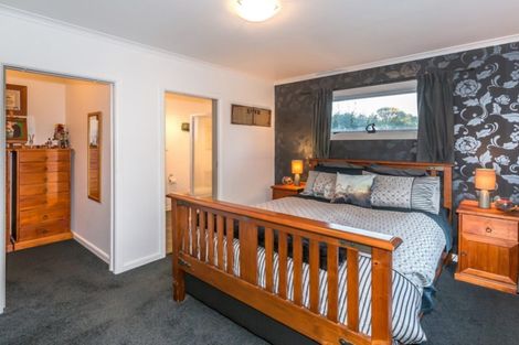 Photo of property in 15 Dunster Street, Burnside, Christchurch, 8053