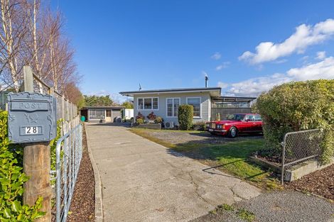 Photo of property in 28 Oxford Street, Martinborough, 5711