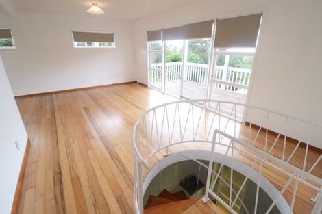 Photo of property in 307 Don Buck Road, Massey, Auckland, 0614