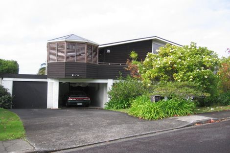 Photo of property in 4 Kilduff Place, Mairangi Bay, Auckland, 0630