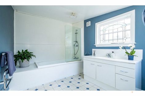 Photo of property in 243 Talbot Street, Geraldine, 7930