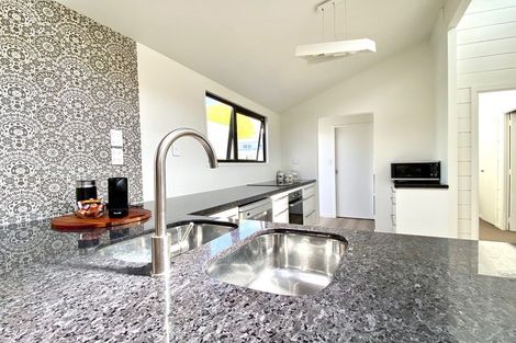 Photo of property in 115a Merivale Lane, Merivale, Christchurch, 8014