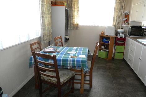 Photo of property in 49 Raeburne Street, Te Awamutu, 3800