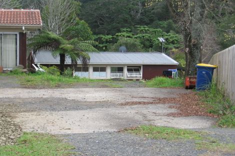 Photo of property in 623 Swanson Road, Swanson, Auckland, 0612
