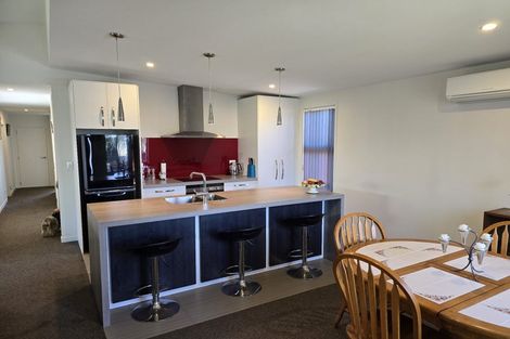 Photo of property in 4 Spinifex Street, Papamoa Beach, Papamoa, 3118