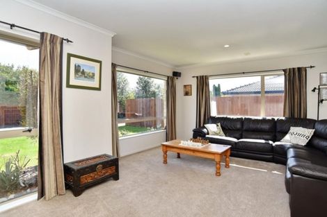 Photo of property in 8 James Drive, Woodend, 7610