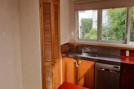 Photo of property in 27 Morton Avenue, Forrest Hill, Auckland, 0620