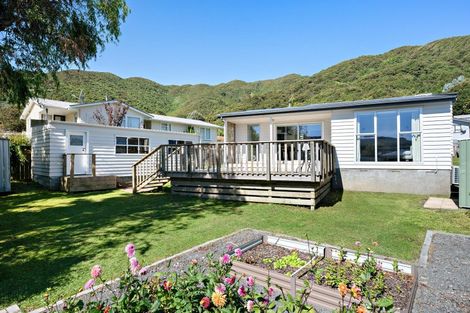 Photo of property in 35 Antrim Crescent, Wainuiomata, Lower Hutt, 5014