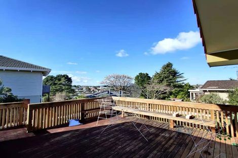 Photo of property in 23 Kennedy Avenue, Forrest Hill, Auckland, 0620