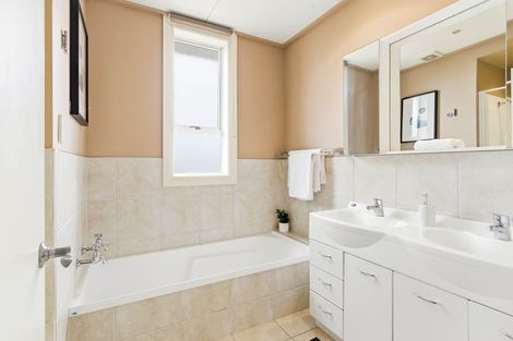 Photo of property in 177 Signal Hill Road, Opoho, Dunedin, 9010