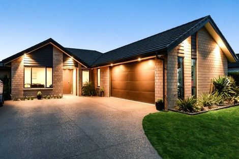 Photo of property in 11 Ryedale Road, Flagstaff, Hamilton, 3210