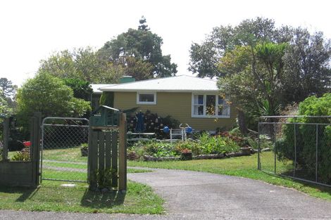 Photo of property in 7 Aronui Terrace, Kelston, Auckland, 0602