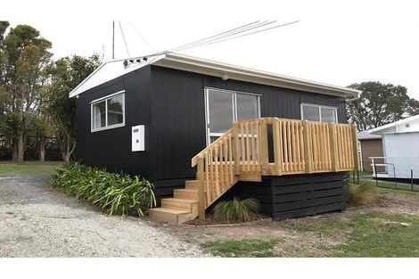 Photo of property in 9 Foster Crescent, Snells Beach, 0920