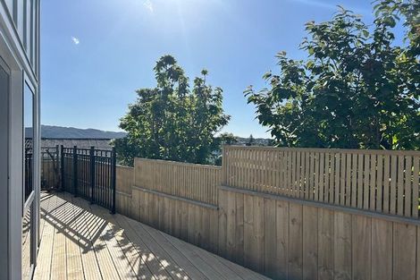 Photo of property in 77a Arahura Crescent, Waitangirua, Porirua, 5024