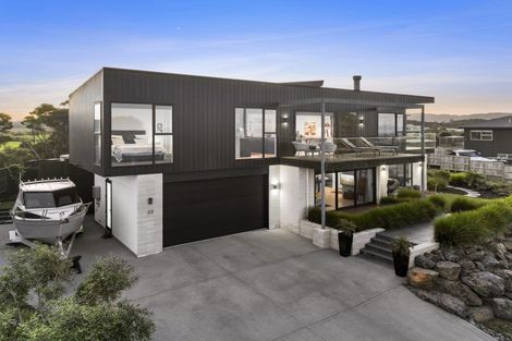 Photo of property in 22 Devon Street, Mangawhai Heads, Mangawhai, 0505