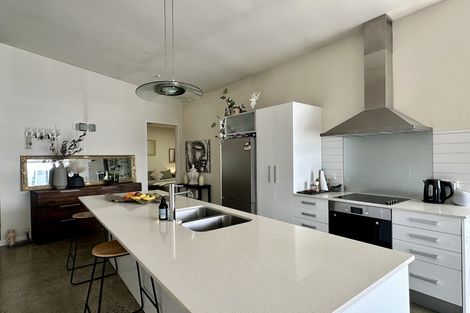 Photo of property in 1/25 Home Street, Mount Victoria, Wellington, 6011