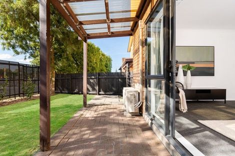 Photo of property in 1/4 Charlenne Close, Ranui, Auckland, 0612