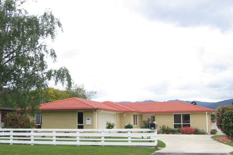Photo of property in 19 Fairview Road, Katikati, 3129