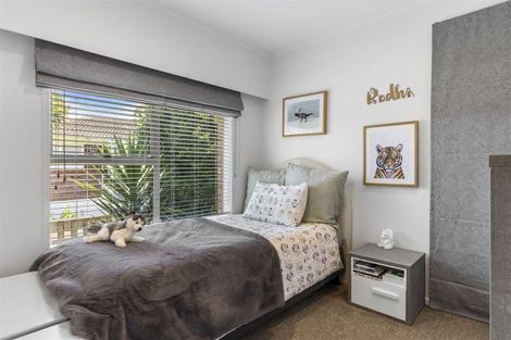 Photo of property in 3/9 Roberts Avenue, Bayswater, Auckland, 0622