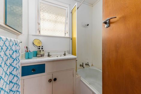 Photo of property in 29 Mckee Avenue, Fenton Park, Rotorua, 3010