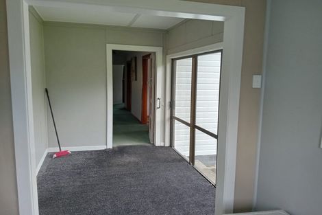 Photo of property in 80 Half Mile Road, Tuatapere, 9620