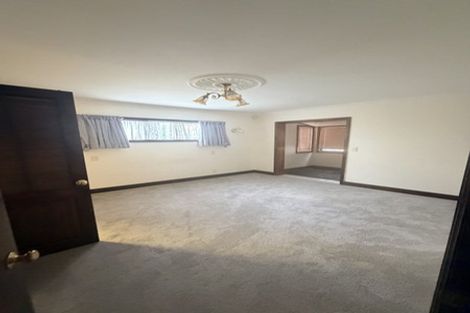 Photo of property in 4 Toi Toi Place, Northcote, Auckland, 0627