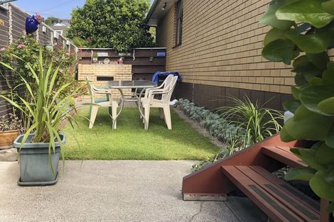 Photo of property in 59 Windsor Road, Bellevue, Tauranga, 3110