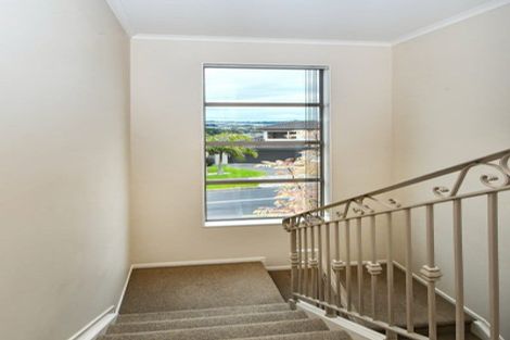 Photo of property in 36 Leburn Crescent, Flat Bush, Auckland, 2016