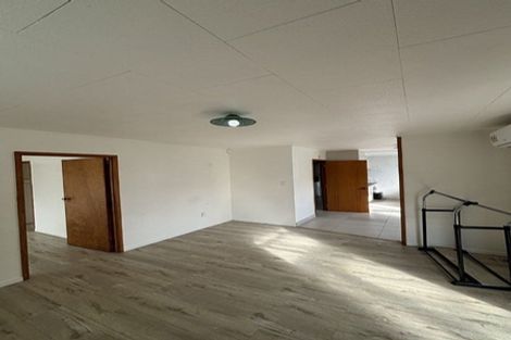 Photo of property in 69 Walworth Avenue, Pakuranga Heights, Auckland, 2010