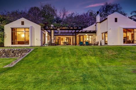 Photo of property in 331a Mangorei Road, Merrilands, New Plymouth, 4312