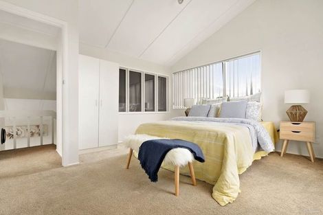 Photo of property in 42a Waimai Avenue, Weymouth, Auckland, 2103