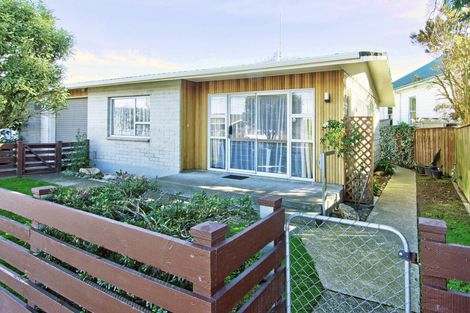 Photo of property in 2 Coradine Street, Masterton, 5810